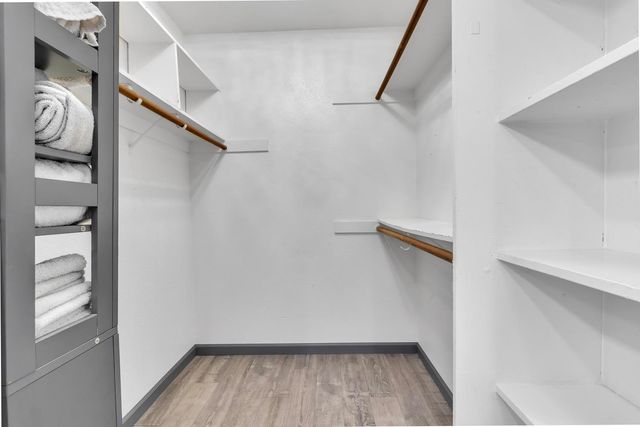 8604 Luciano Ct, Sacramento, CA 95828