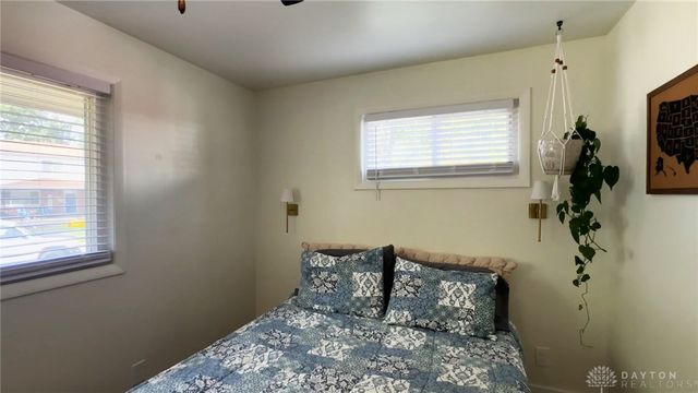 1742 Eric Drive, Dayton, OH 45414