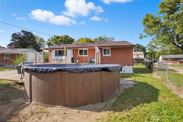 1742 Eric Drive, Dayton, OH 45414