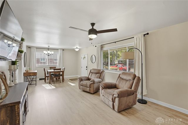 1742 Eric Drive, Dayton, OH 45414