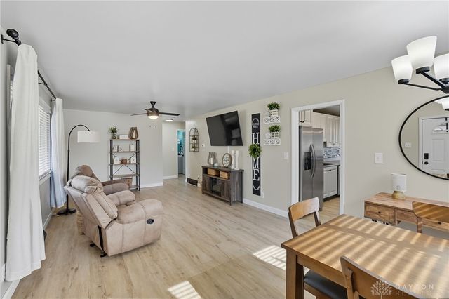 1742 Eric Drive, Dayton, OH 45414