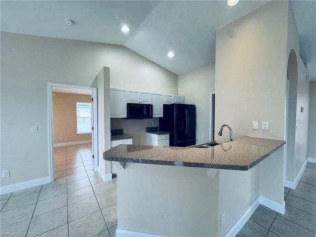 1140 NW 1st AVE, Cape Coral, FL 33993