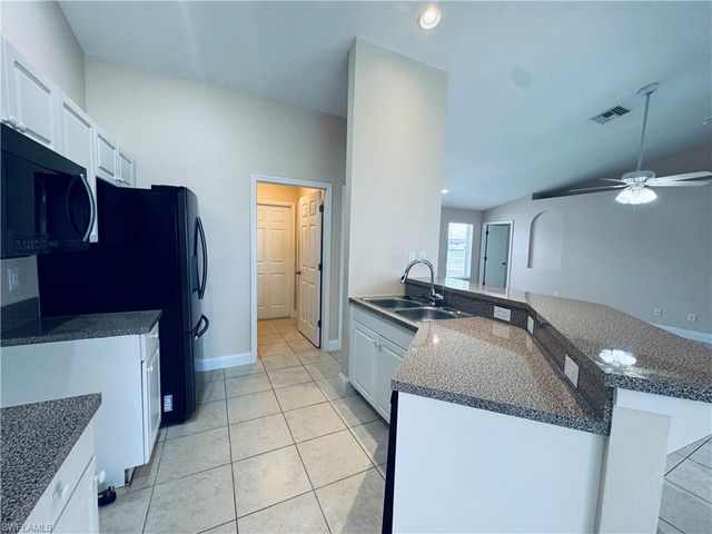 1140 NW 1st AVE, Cape Coral, FL 33993