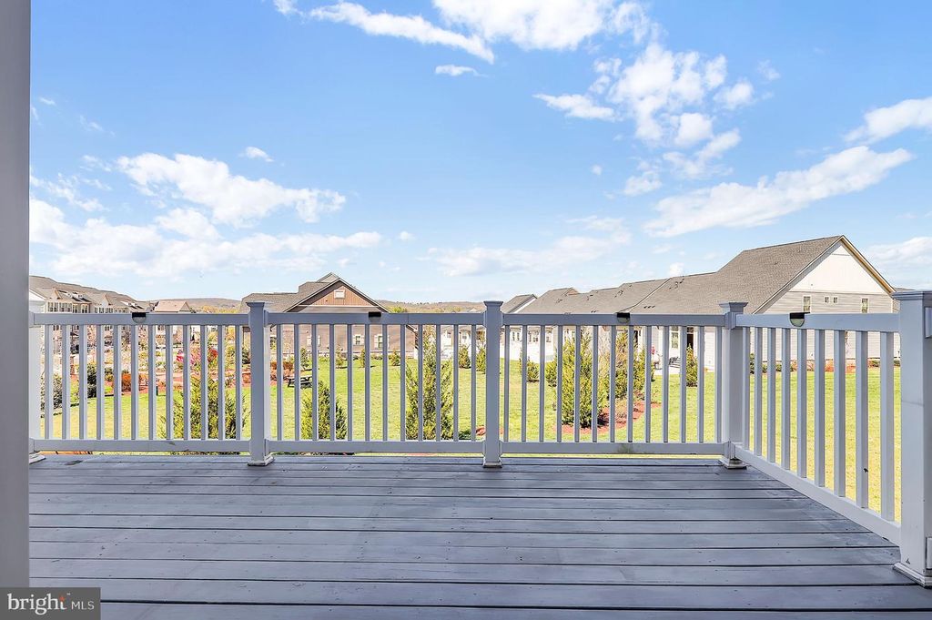 Image 31 of property listing at 5906 KRANTZ DR, Frederick, MD 21703