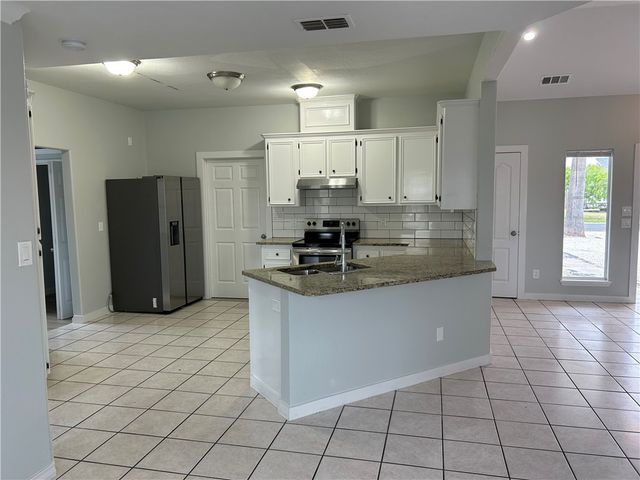 14109 Atascadera Ave, Corpus Christi, TX 78418