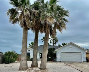 14109 Atascadera Ave, Corpus Christi, TX 78418