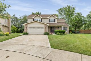1121 Russetwood Court, Wheeling, IL 60090