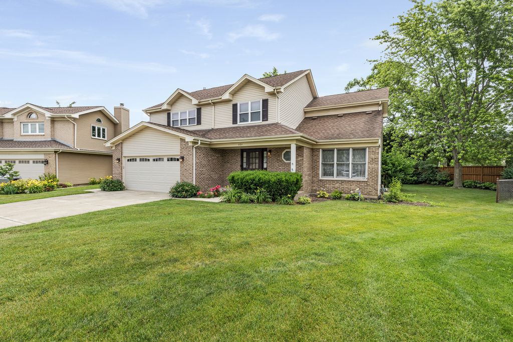 1121 Russetwood Court, Wheeling, IL 60090 — photo 3