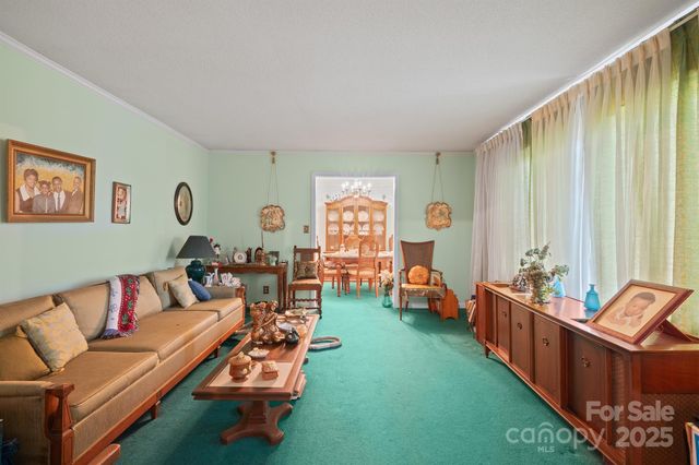 111 Newcastle Avenue, Lincolnton, NC 28092