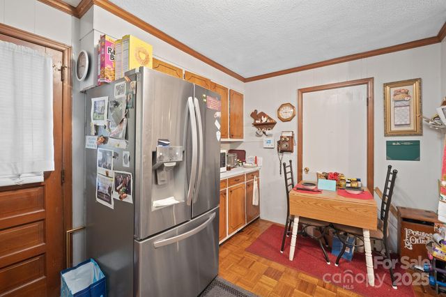 111 Newcastle Avenue, Lincolnton, NC 28092