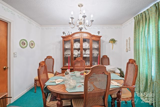 111 Newcastle Avenue, Lincolnton, NC 28092
