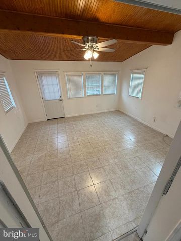 23 HOLCUMB CT, Middle River, MD 21220