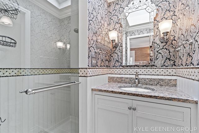 58 E 13th Street, Holland, MI 49423