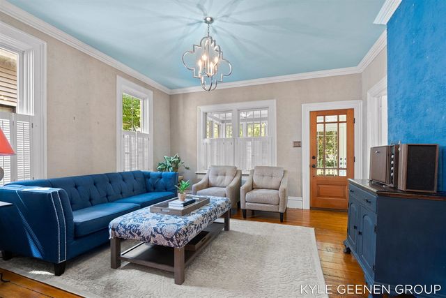 58 E 13th Street, Holland, MI 49423