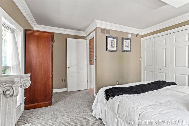 58 E 13th Street, Holland, MI 49423