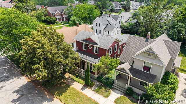 58 E 13th Street, Holland, MI 49423