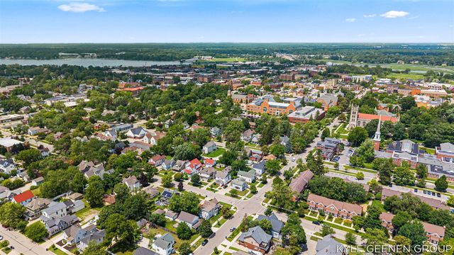 58 E 13th Street, Holland, MI 49423