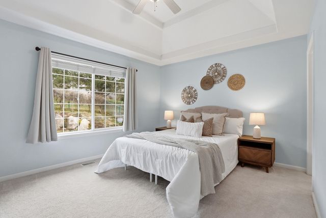 6728 S Moran View St, Spokane, WA 99224