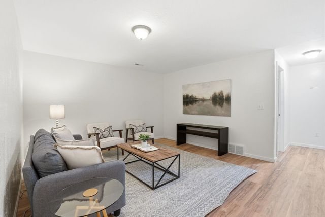 6728 S Moran View St, Spokane, WA 99224