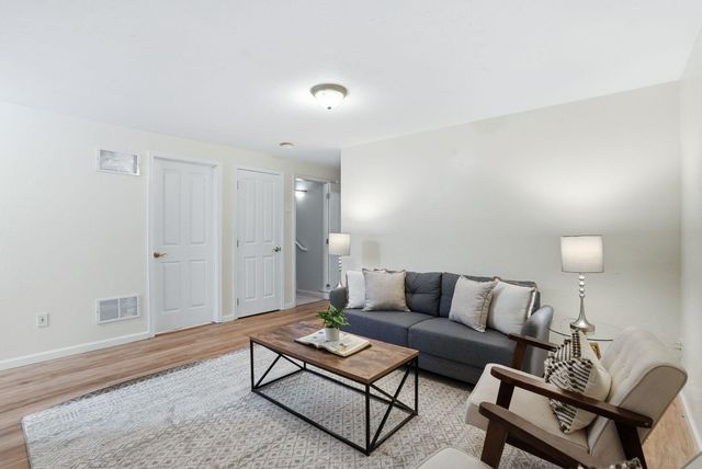 6728 S Moran View St, Spokane, WA 99224