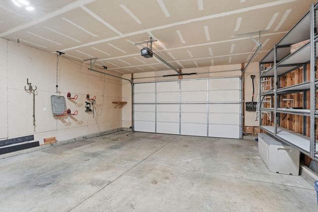 6728 S Moran View St, Spokane, WA 99224