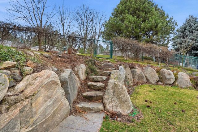 6728 S Moran View St, Spokane, WA 99224