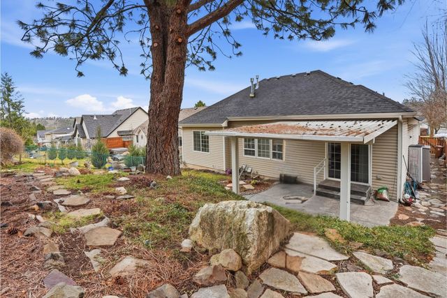 6728 S Moran View St, Spokane, WA 99224