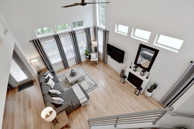 9710 Tanglemede ST, Austin, TX 78748