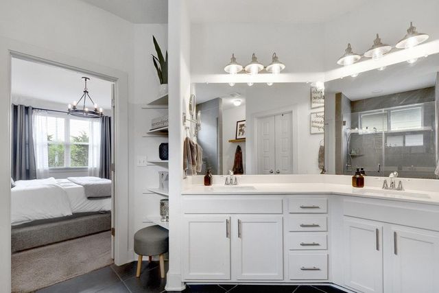 9710 Tanglemede ST, Austin, TX 78748