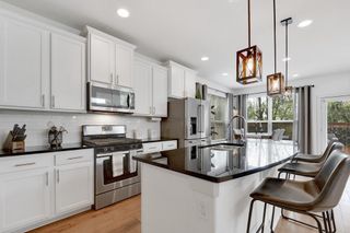 9710 Tanglemede ST, Austin, TX 78748