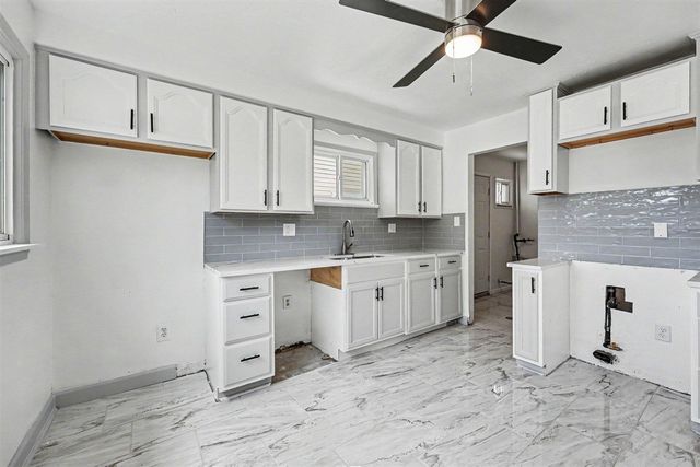 26432 Annapolis Street, Inkster, MI 48141