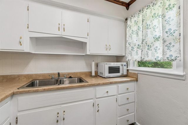 2209 Flannery Drive, Oklahoma City, OK 73110