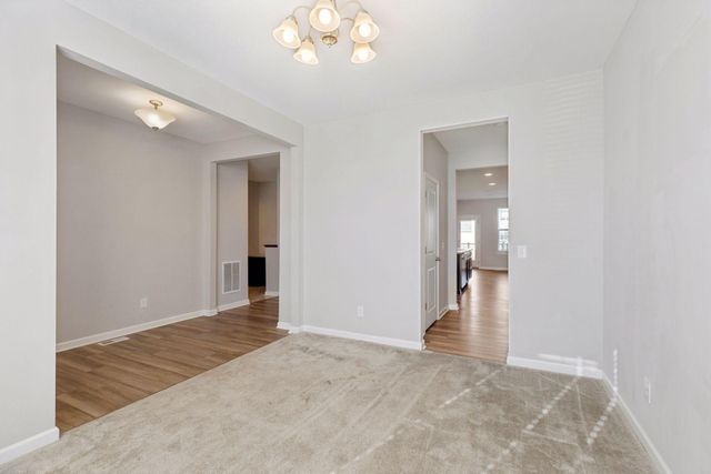 11756 Upper 31st Street N, Lake Elmo, MN 55042