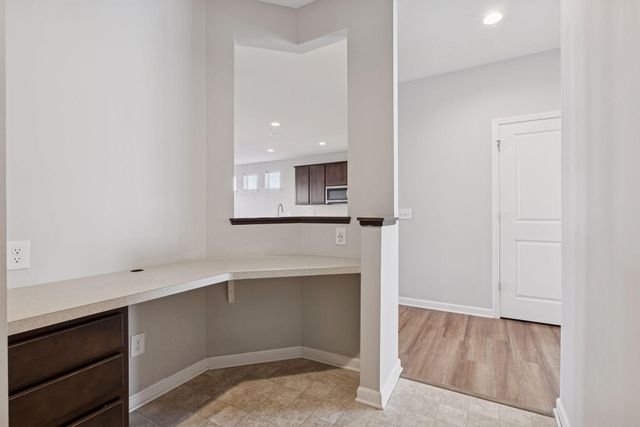 11756 Upper 31st Street N, Lake Elmo, MN 55042