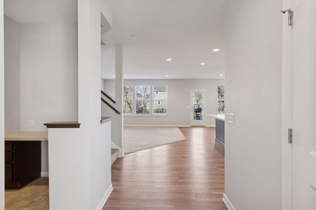 11756 Upper 31st Street N, Lake Elmo, MN 55042