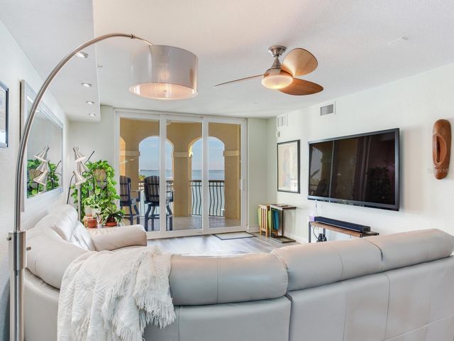 5353 GULF BOULEVARD B202, St Pete Beach, FL 33706