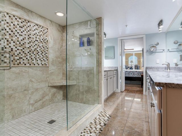 5353 GULF BOULEVARD B202, St Pete Beach, FL 33706