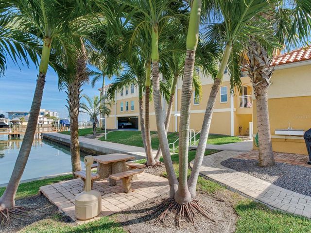 5353 GULF BOULEVARD B202, St Pete Beach, FL 33706