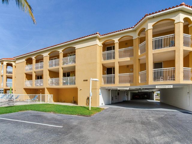 5353 GULF BOULEVARD B202, St Pete Beach, FL 33706