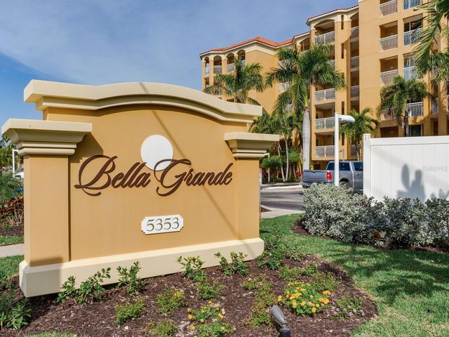 5353 GULF BOULEVARD B202, St Pete Beach, FL 33706