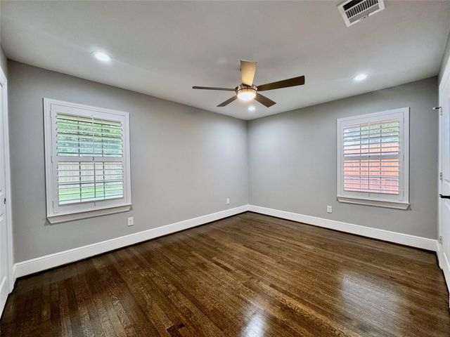 7743 Meadville Street, Houston, TX 77061