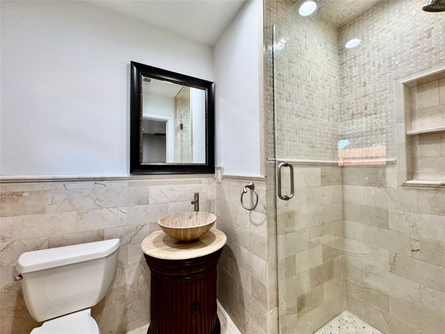 7743 Meadville Street, Houston, TX 77061