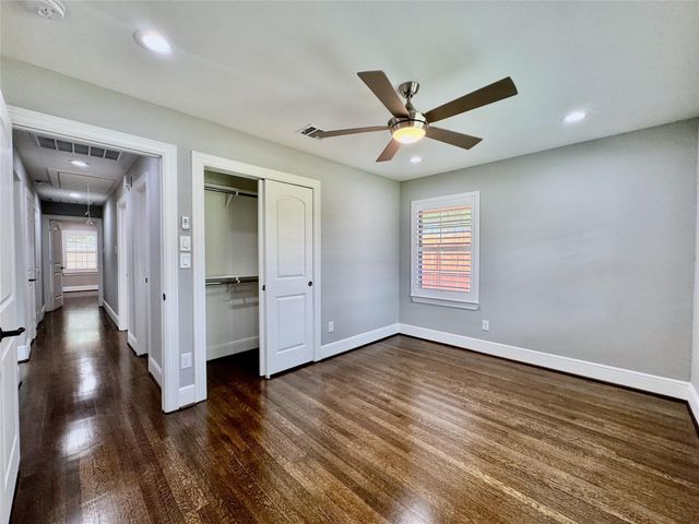 7743 Meadville Street, Houston, TX 77061