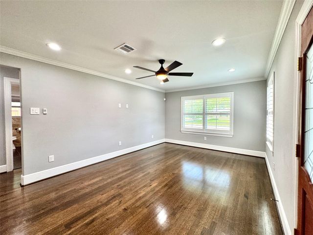 7743 Meadville Street, Houston, TX 77061