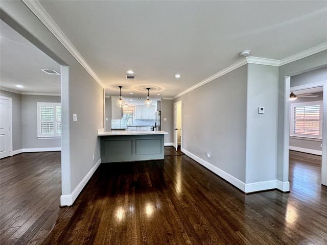 7743 Meadville Street, Houston, TX 77061