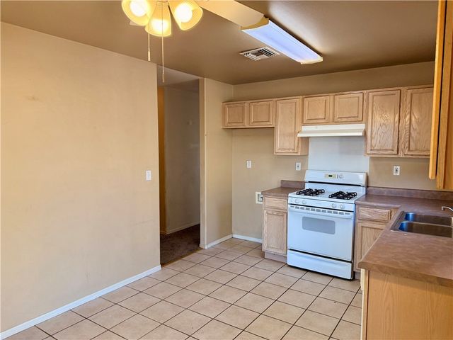 3632 N Roosevelt Street, Kingman, AZ 86409