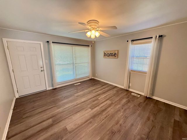 1313 N Saint James Boulevard, Evansville, IN 47711
