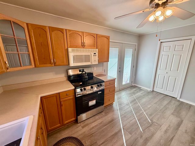 1313 N Saint James Boulevard, Evansville, IN 47711