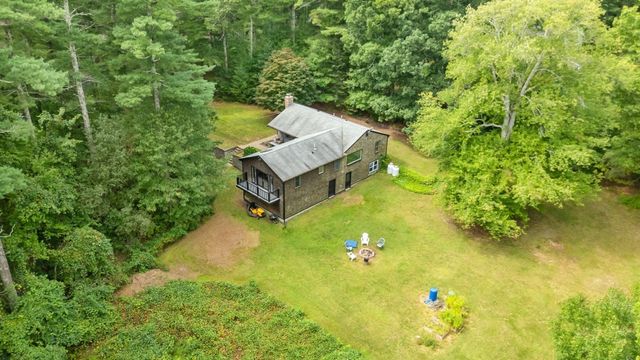 89 Ring Rd, Plympton, MA 02367