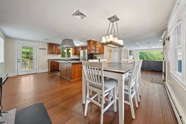 89 Ring Rd, Plympton, MA 02367
